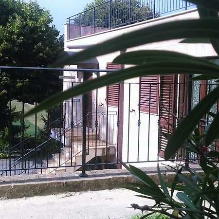 Nonna Caro Hotell Fermo Exteriör bild